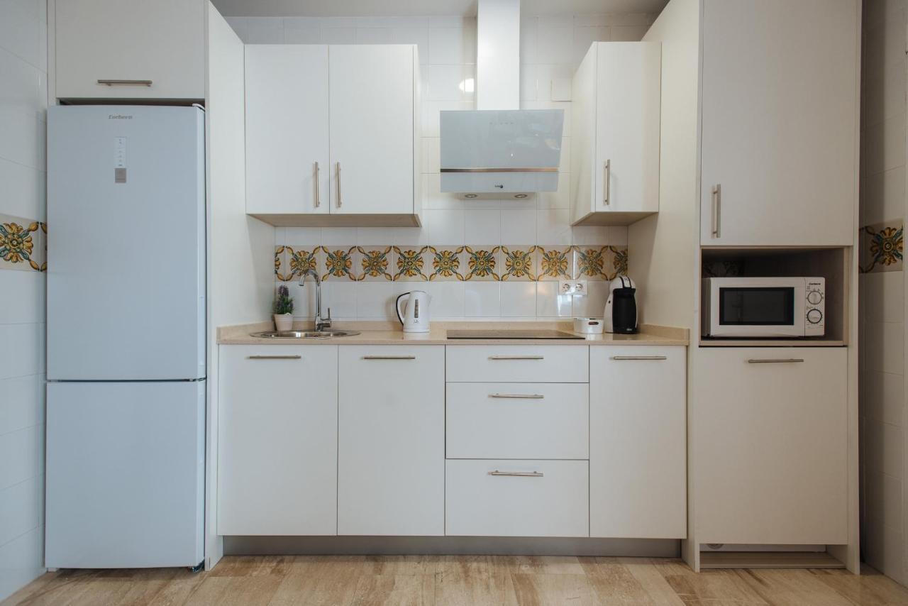 Triana Boutique Free Parking Apartment Seville Luaran gambar