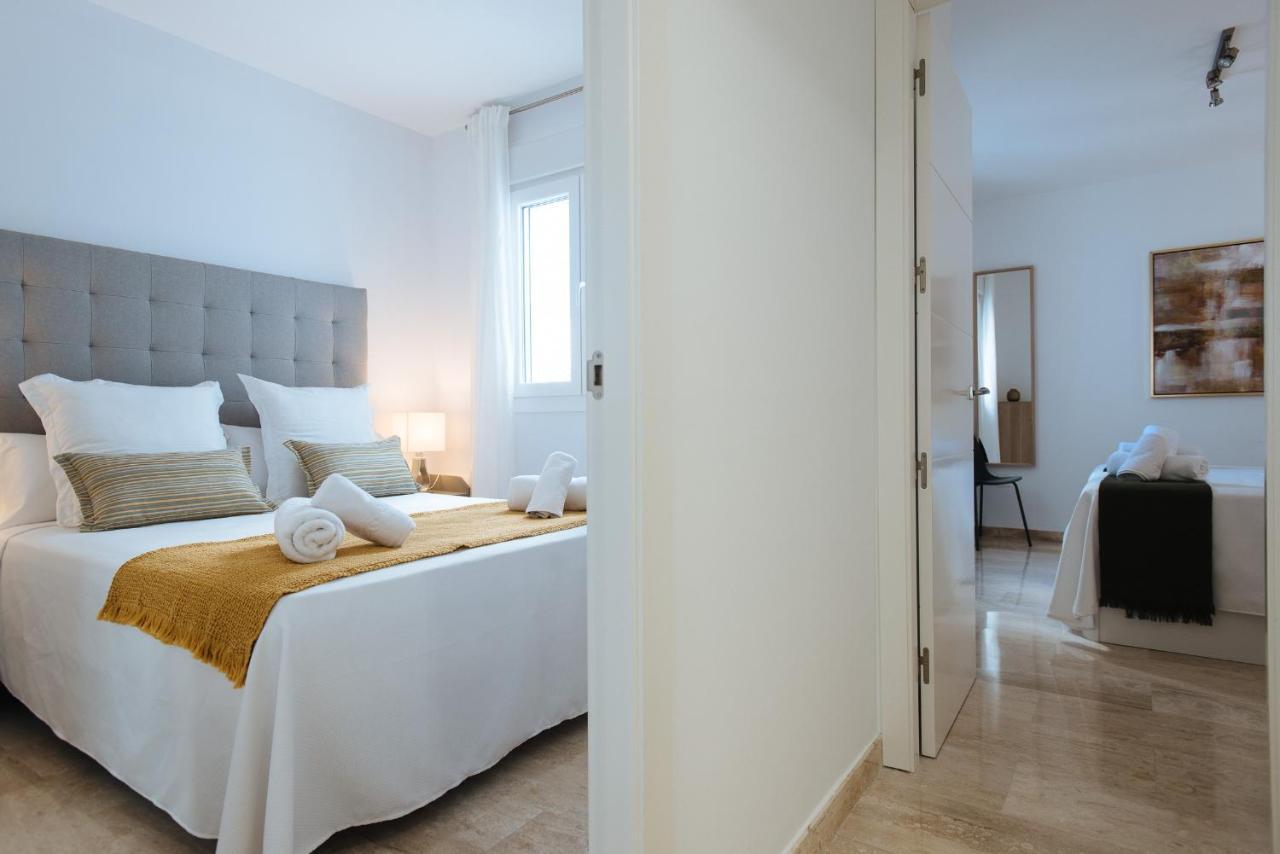 Triana Boutique Free Parking Apartment Seville Luaran gambar
