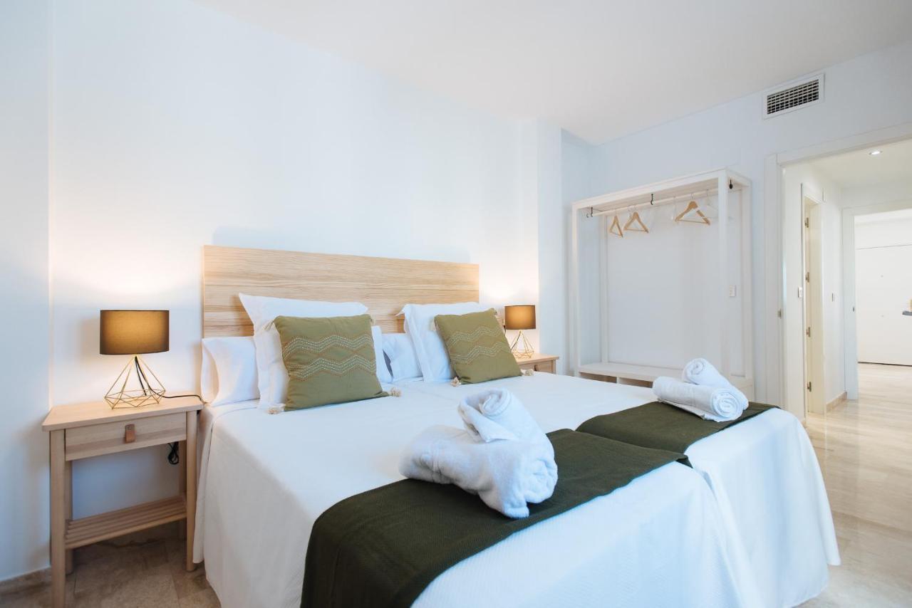 Triana Boutique Free Parking Apartment Seville Luaran gambar