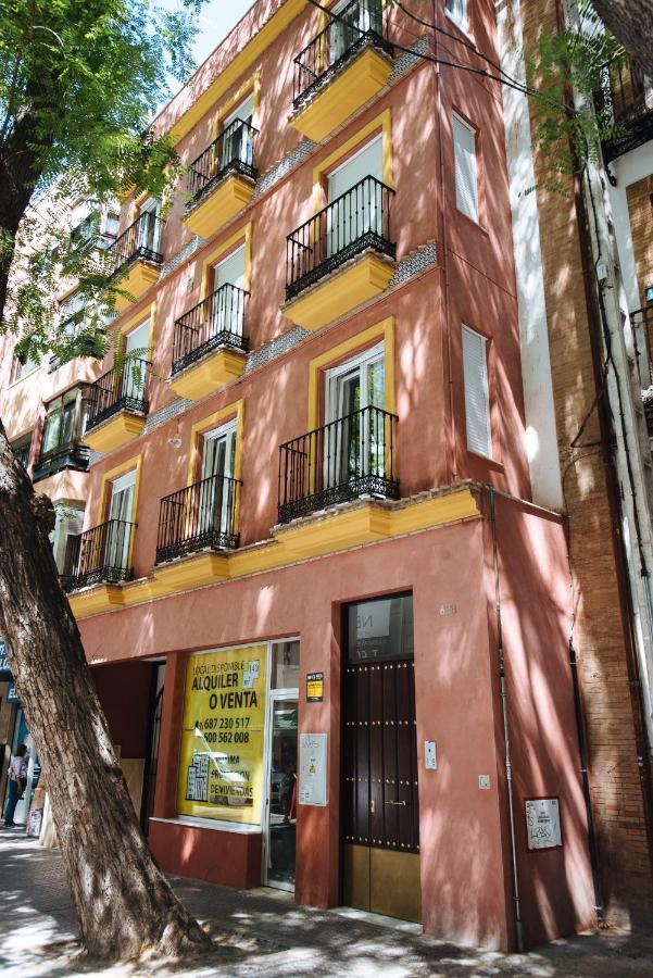 Triana Boutique Free Parking Apartment Seville Luaran gambar